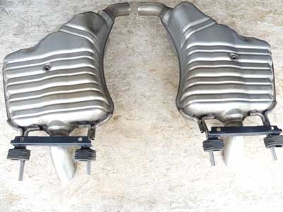 Mercedes Rear Mufflers, Left and Right Set A2214905321 W221 07-09 S550